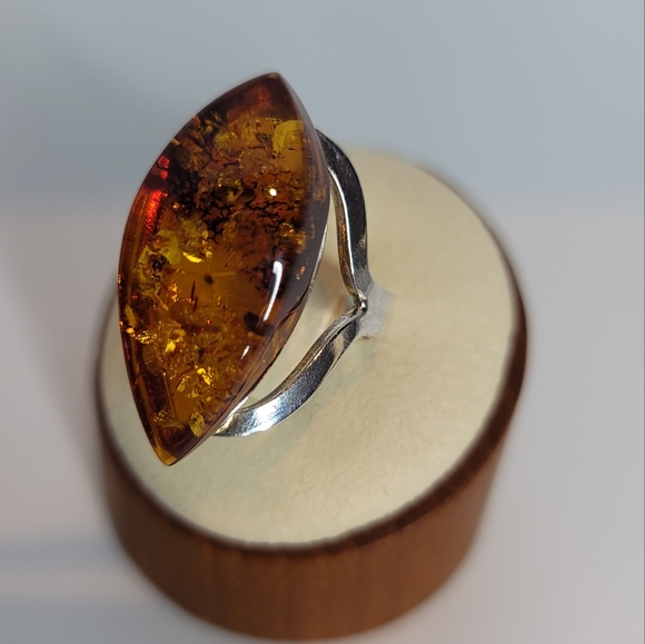 Sterling silver and baltic amber ring - Picture 1 of 3